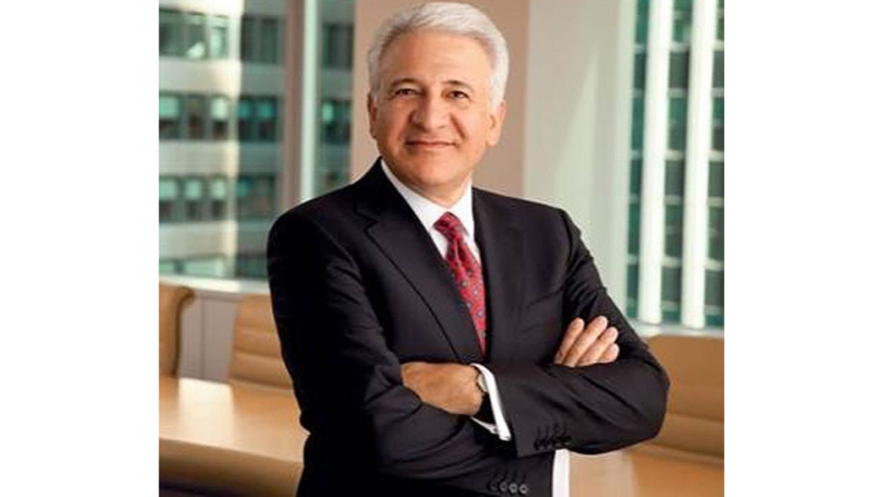 Outgoing AXIS CEO Benchimol hails progress in Q1 Bermuda Re